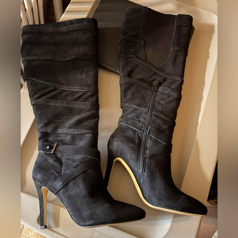 Guess Daris Black Suede Boots Women’s Size 8